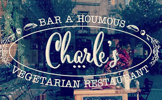 enseigne peinte à la main sur bois massif